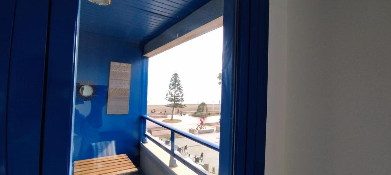 Frente Al Mar Apartment Malaga Exterior photo