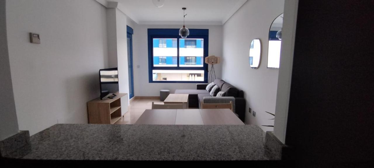 Frente Al Mar Apartment Malaga Exterior photo