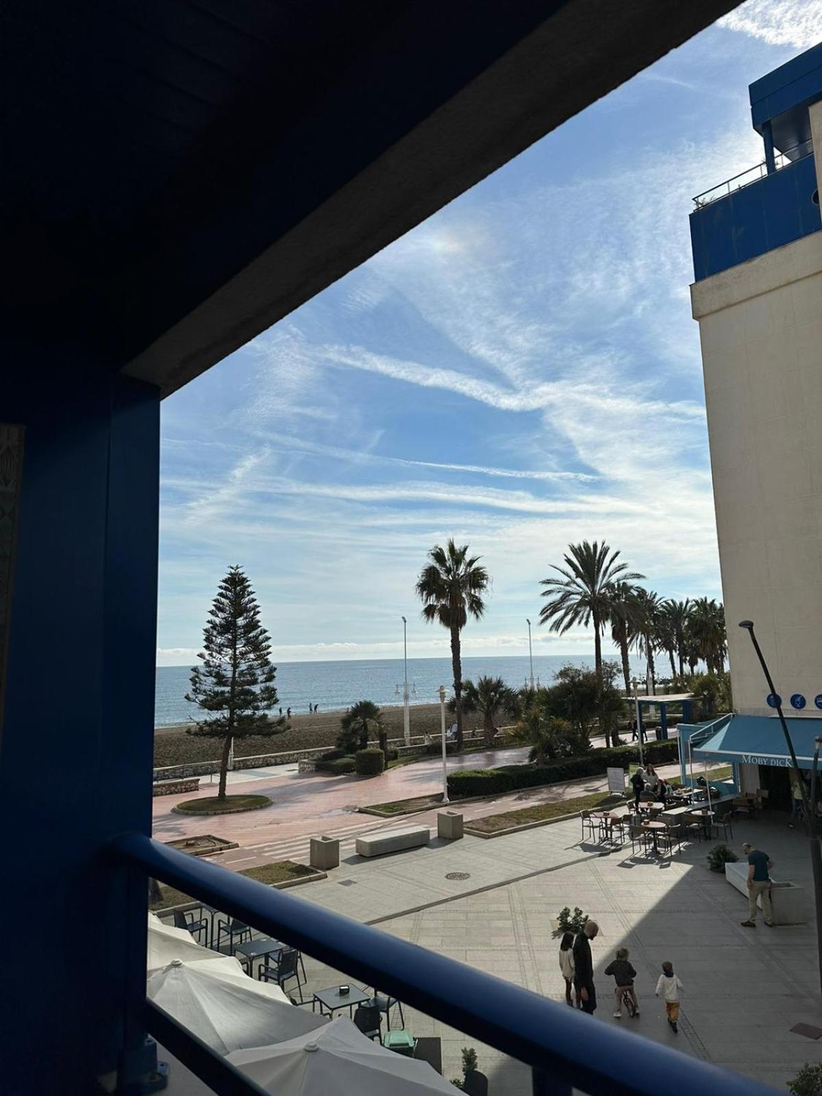 Frente Al Mar Apartment Malaga Exterior photo